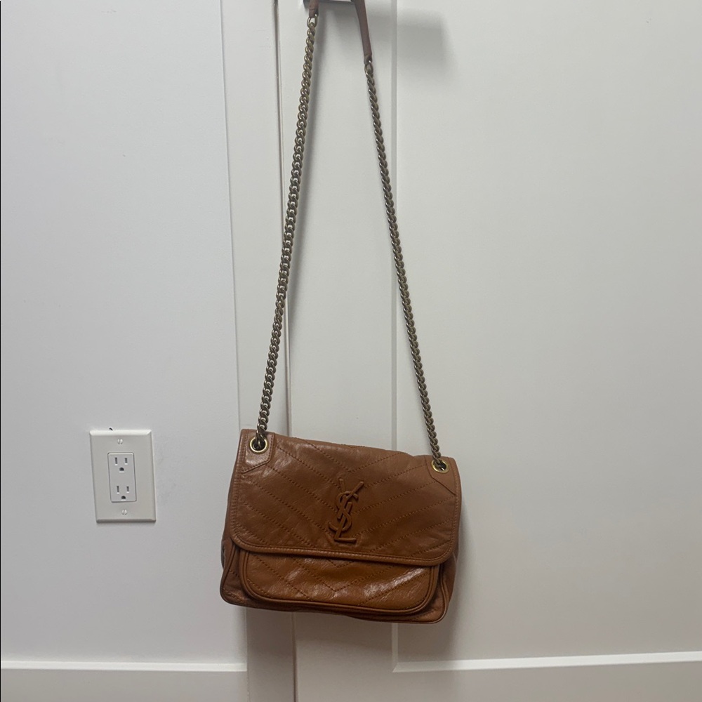 Yves Saint Laurent Tan Quilted Crossbody Bag - Picture 2 of 4